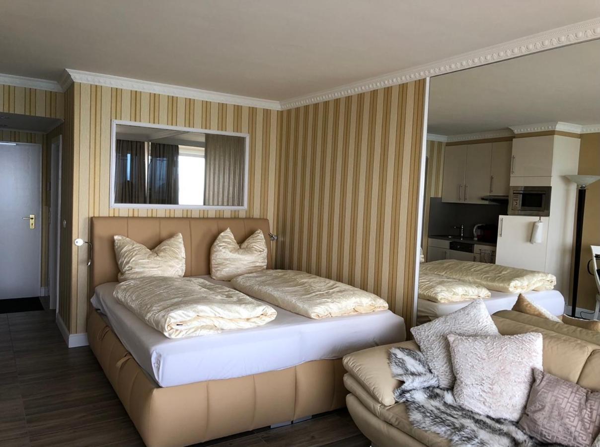 Tiffanys Ferienapartments In Der Privatresidenz Des Plaza Premium Hotel 티멘도르프스트랜드 외부 사진