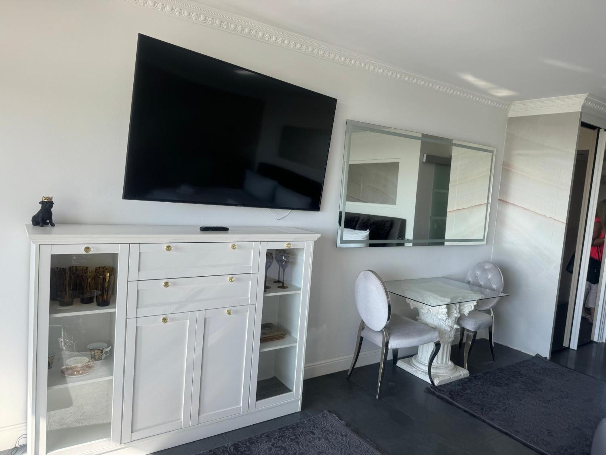 Tiffanys Ferienapartments In Der Privatresidenz Des Plaza Premium Hotel 티멘도르프스트랜드 외부 사진